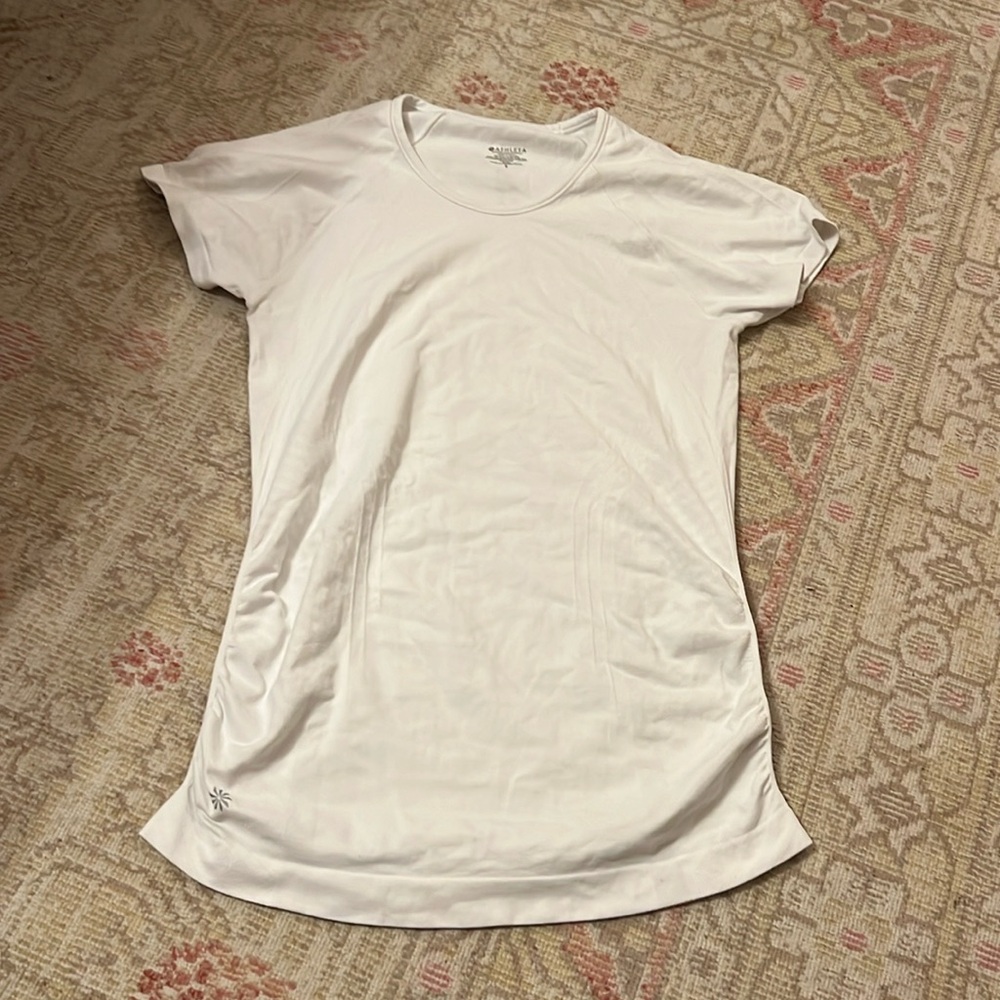 Athleta workout tee